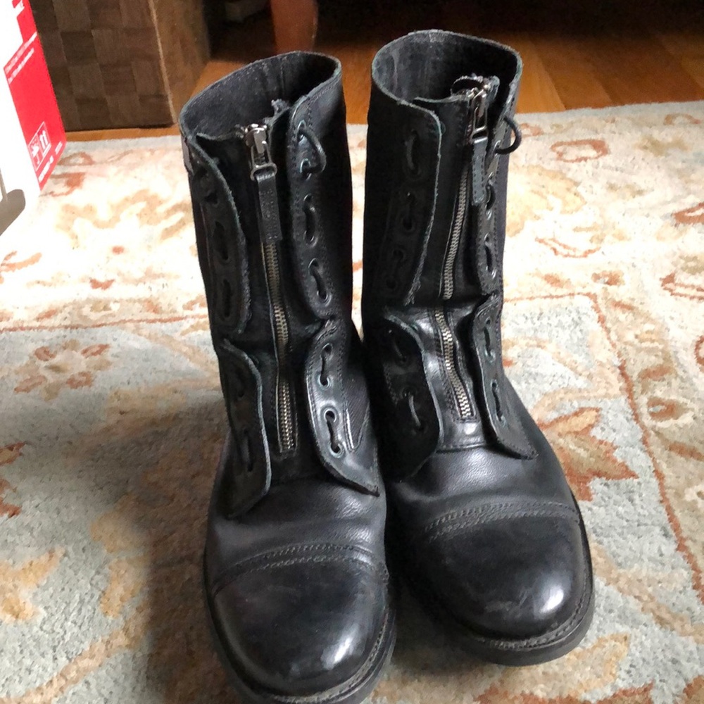 Kenneth Cole black bike-er boot size 10